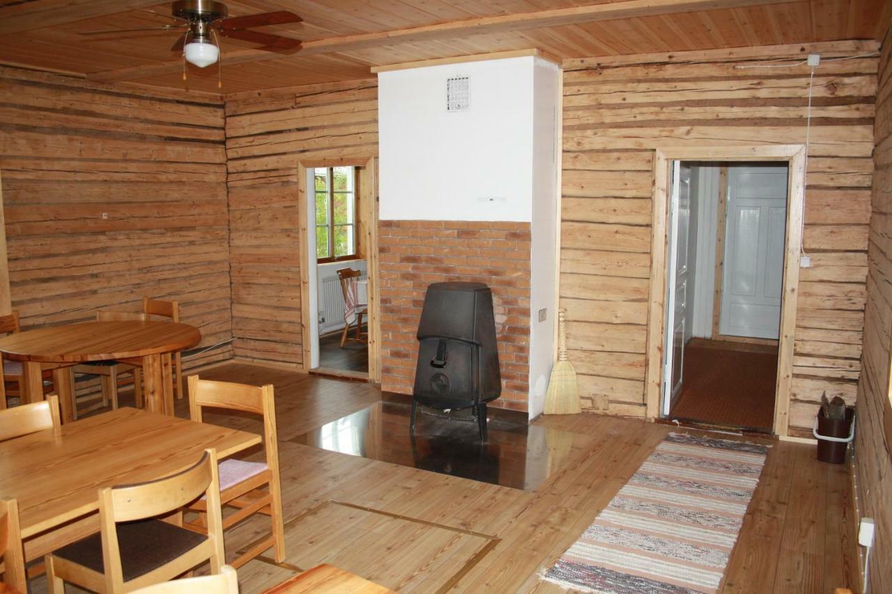קאליקס Authentic Scandinavian Log House מראה חיצוני תמונה
